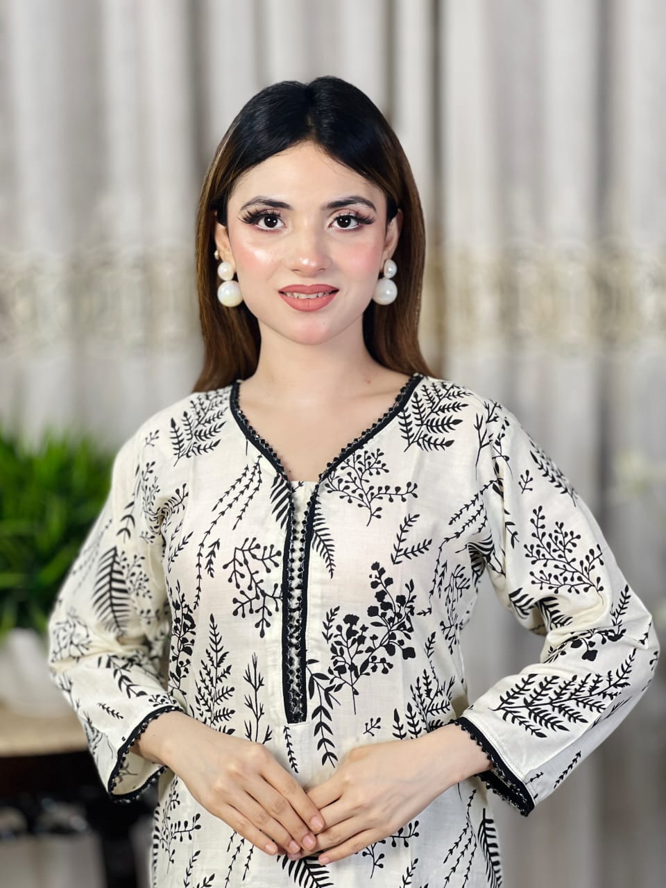 হোয়াইট