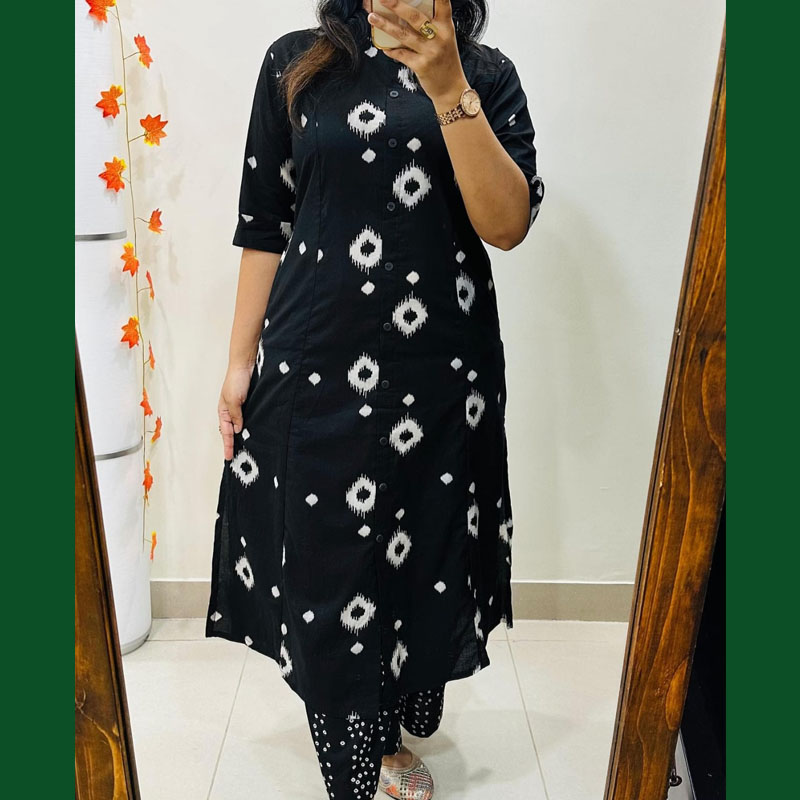 BLACK CHUNDRI